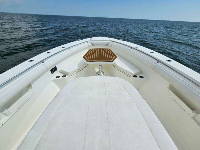37ft Boston Whaler Yacht For Sale
