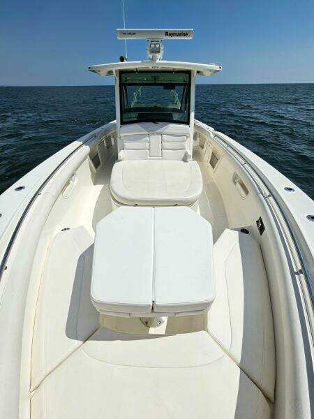 37ft Boston Whaler Yacht For Sale