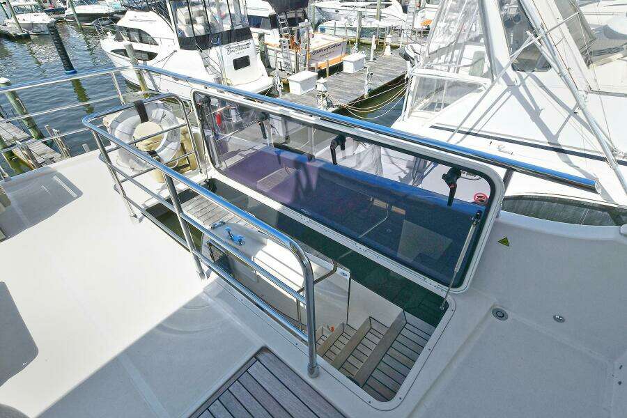 58ft Absolute Yacht For Sale