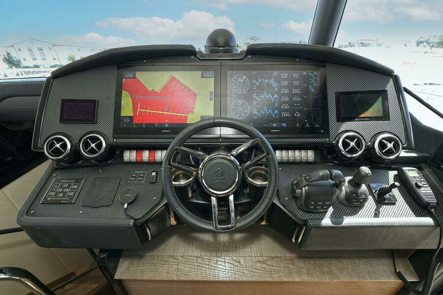 58ft Absolute Yacht For Sale