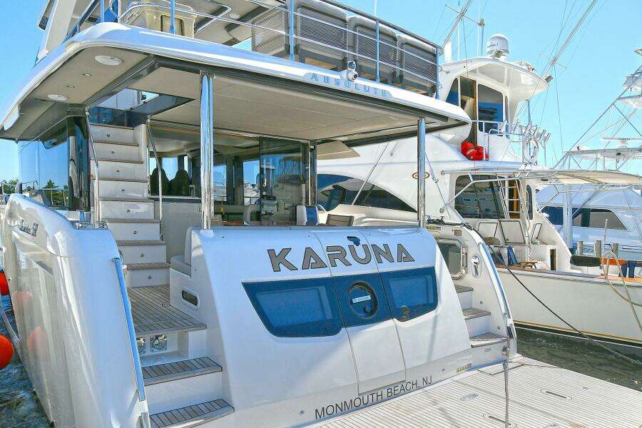 58ft Absolute Yacht For Sale