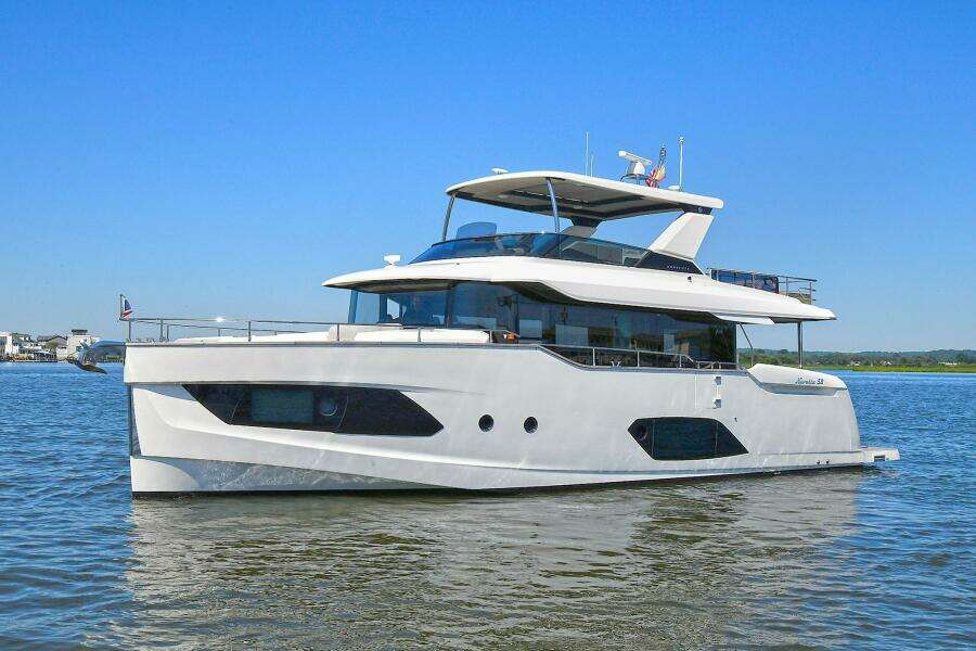 58ft Absolute Yacht For Sale