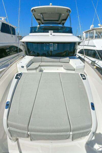 58ft Absolute Yacht For Sale