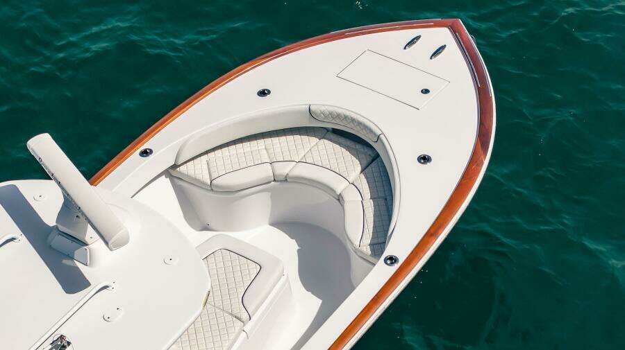 EFFORTLESS 37ft Bonadeo Yacht For Sale