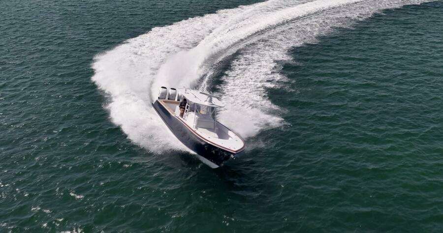 EFFORTLESS 37ft Bonadeo Yacht For Sale