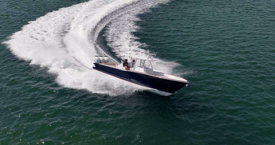 EFFORTLESS 37ft Bonadeo Yacht For Sale
