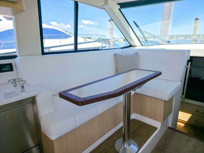 38ft Regal Yacht For Sale