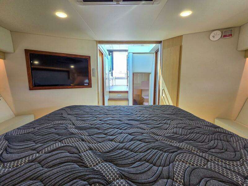 38ft Regal Yacht For Sale