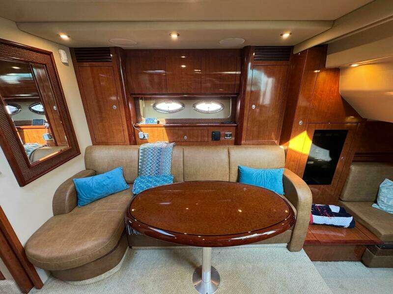 39ft Sea Ray Yacht For Sale