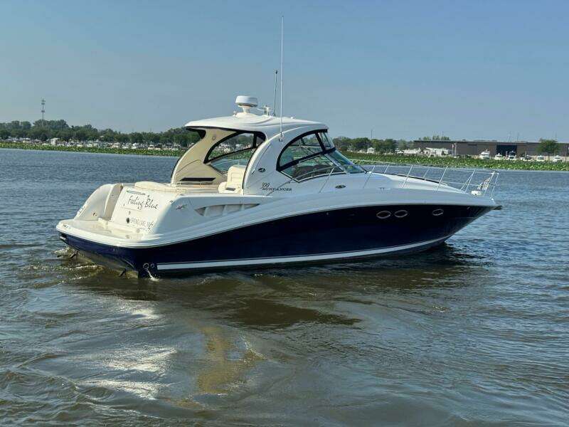 39ft Sea Ray Yacht For Sale