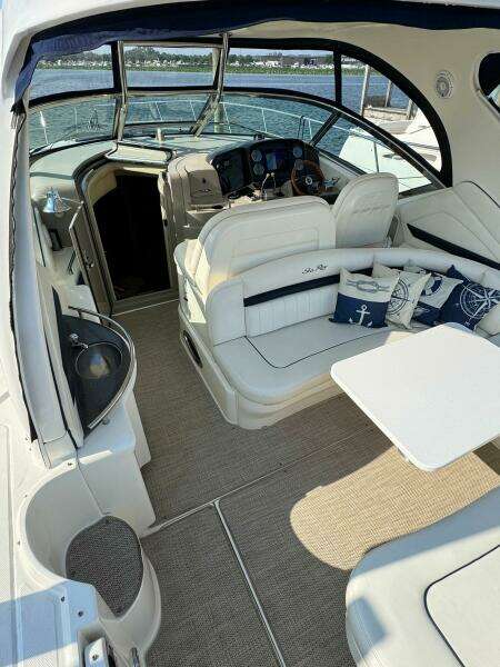 39ft Sea Ray Yacht For Sale