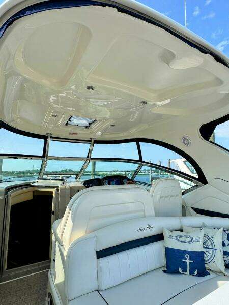 39ft Sea Ray Yacht For Sale