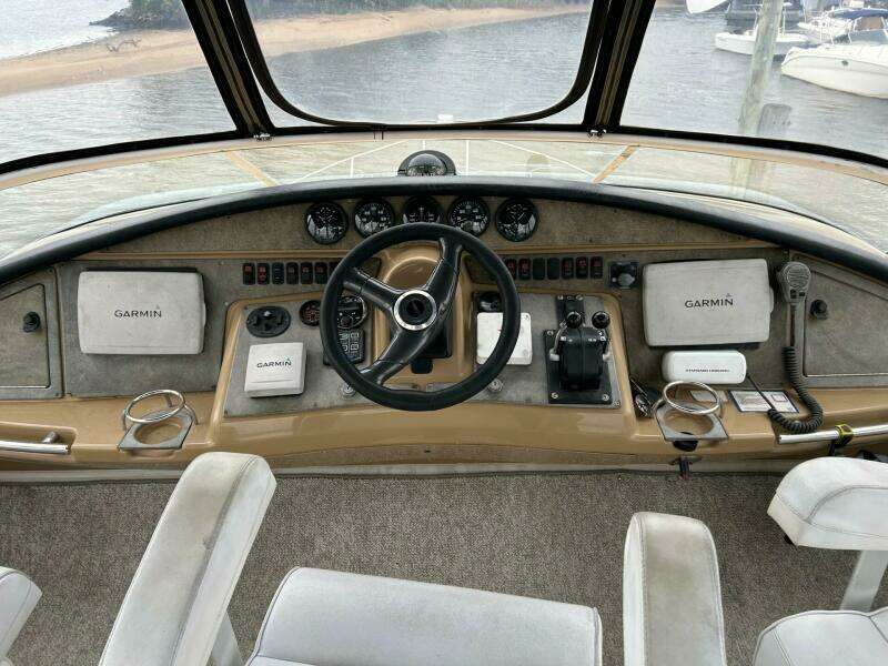 Well Spent 38ft Carver Yacht For Sale