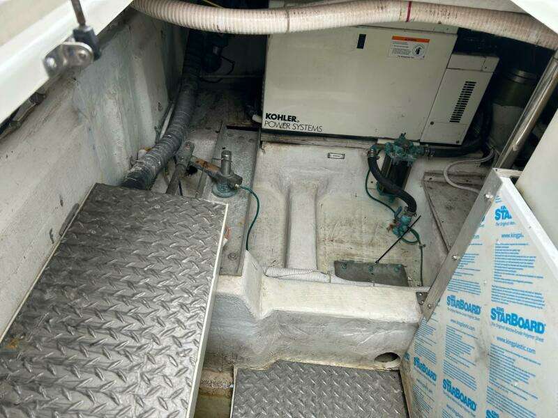 Well Spent 38ft Carver Yacht For Sale