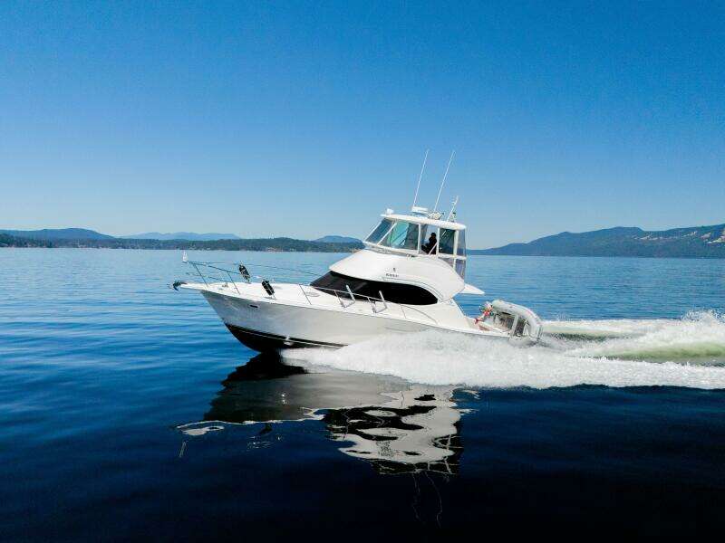Cardiff Rose 37ft Riviera Yacht For Sale