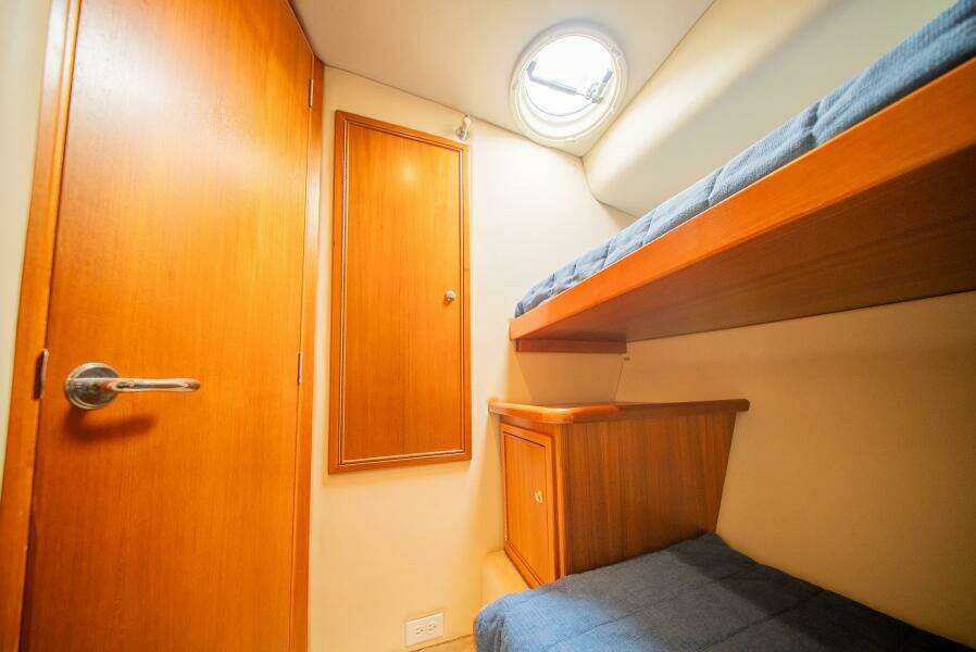 Cardiff Rose 37ft Riviera Yacht For Sale