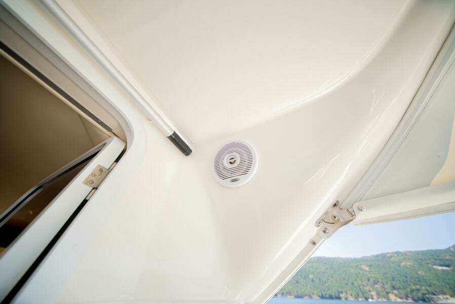 Cardiff Rose 37ft Riviera Yacht For Sale