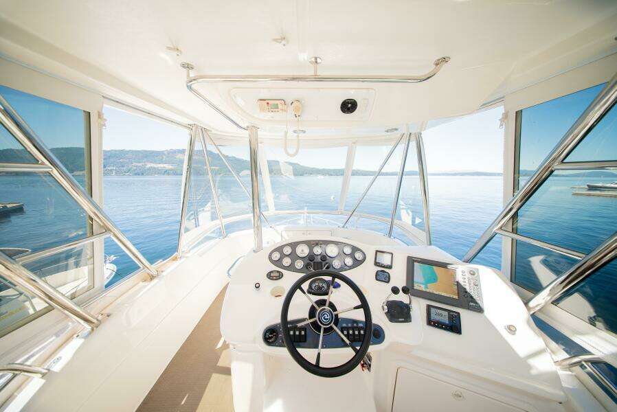 Cardiff Rose 37ft Riviera Yacht For Sale