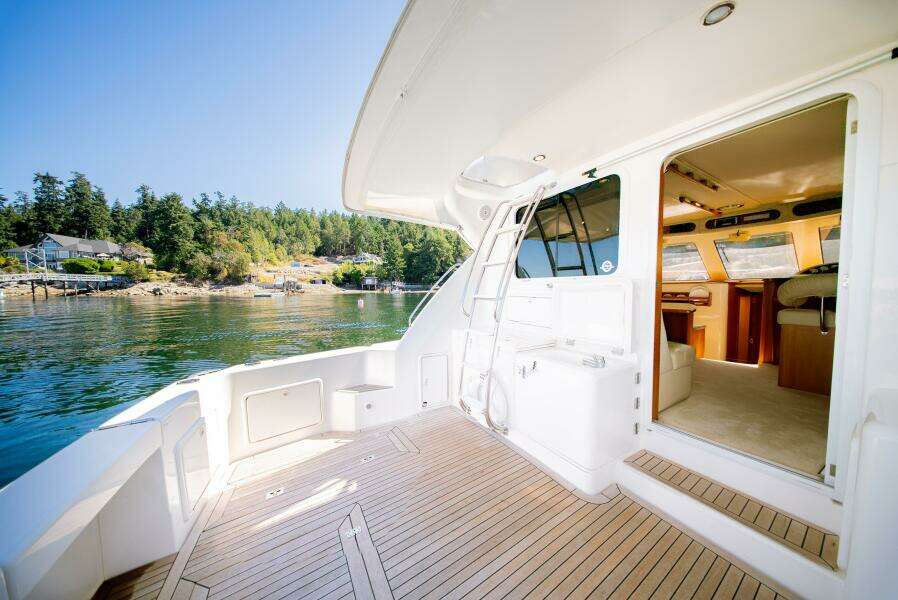 Cardiff Rose 37ft Riviera Yacht For Sale
