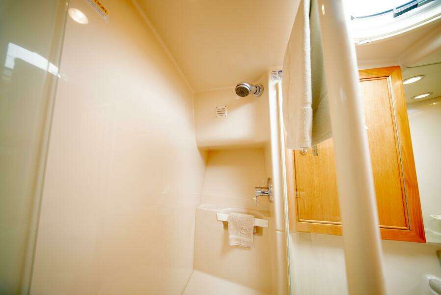 Cardiff Rose 37ft Riviera Yacht For Sale