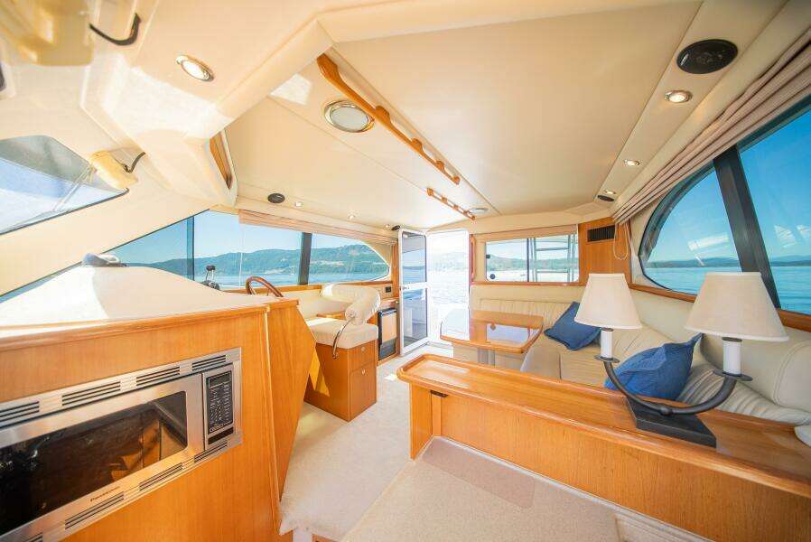 Cardiff Rose 37ft Riviera Yacht For Sale