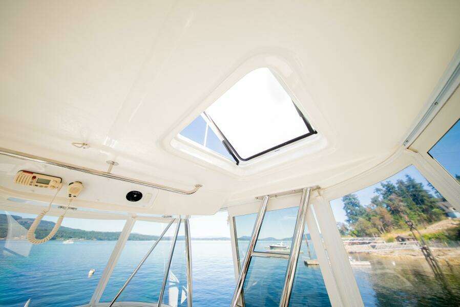 Cardiff Rose 37ft Riviera Yacht For Sale