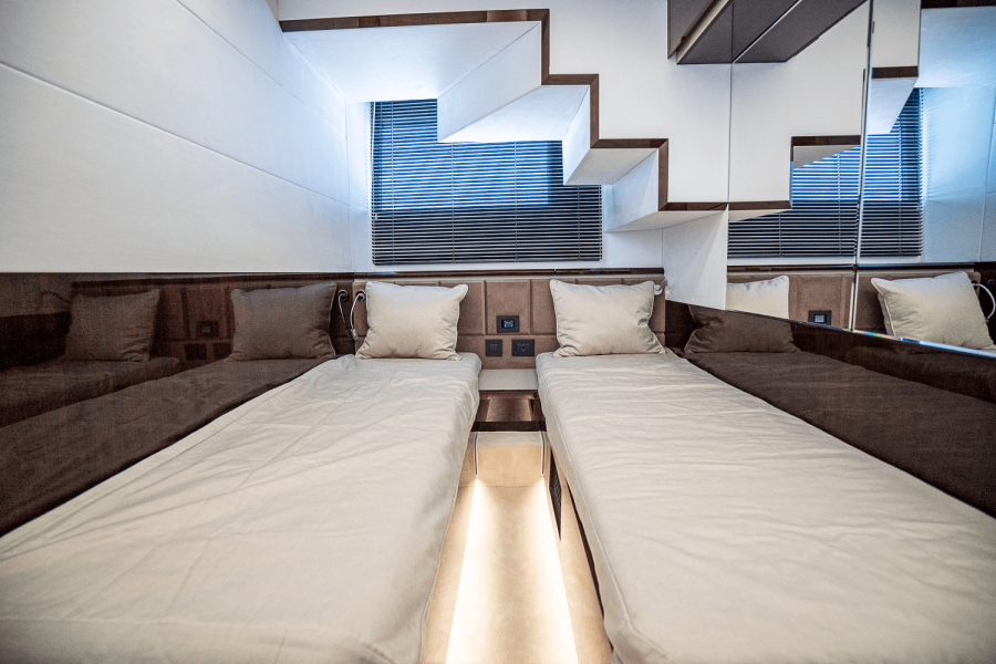 64ft Galeon Yacht For Sale