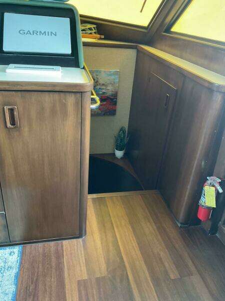 Reflections 60ft Hatteras Yacht For Sale