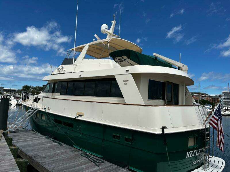Reflections 60ft Hatteras Yacht For Sale