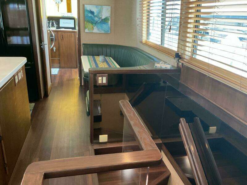 Reflections 60ft Hatteras Yacht For Sale