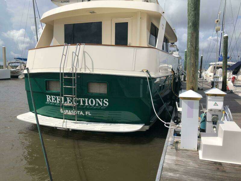 Reflections 60ft Hatteras Yacht For Sale