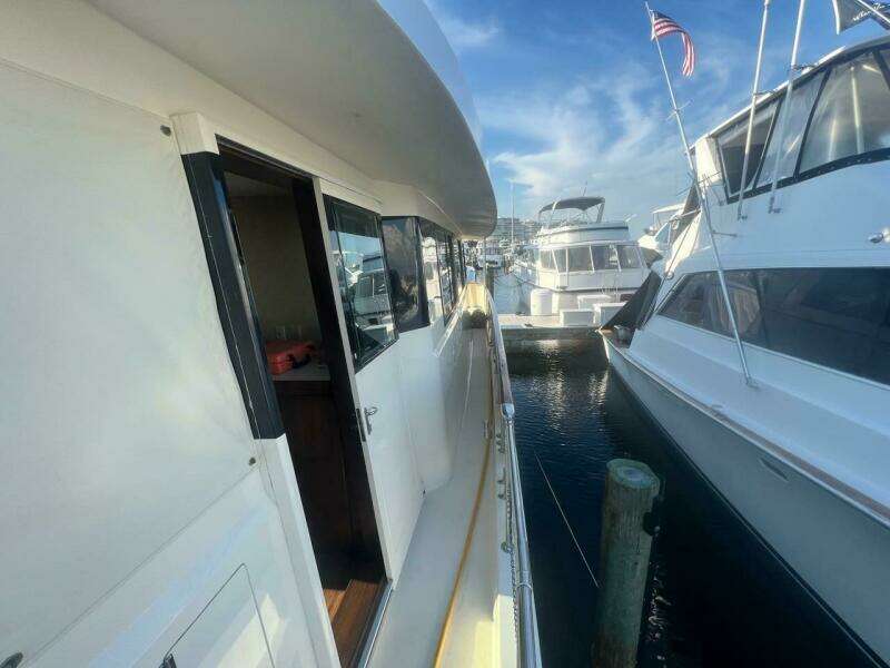 Reflections 60ft Hatteras Yacht For Sale