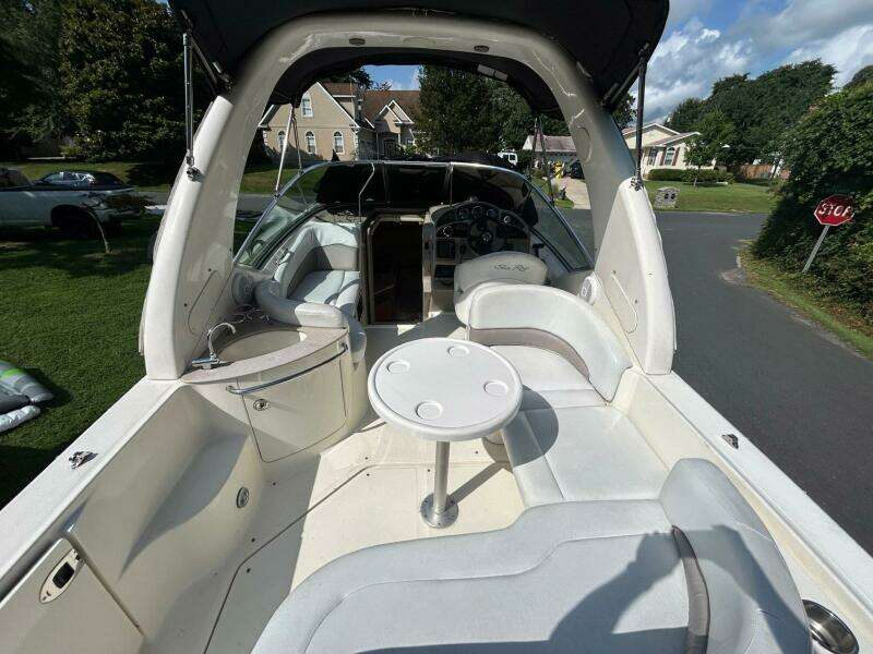 26ft Sea Ray Yacht For Sale