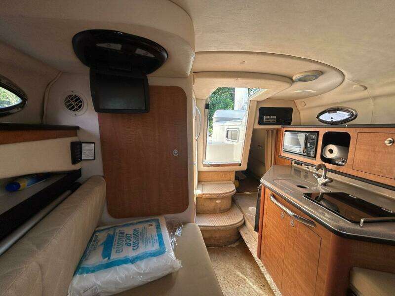 26ft Sea Ray Yacht For Sale
