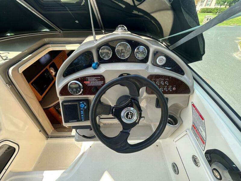 26ft Sea Ray Yacht For Sale