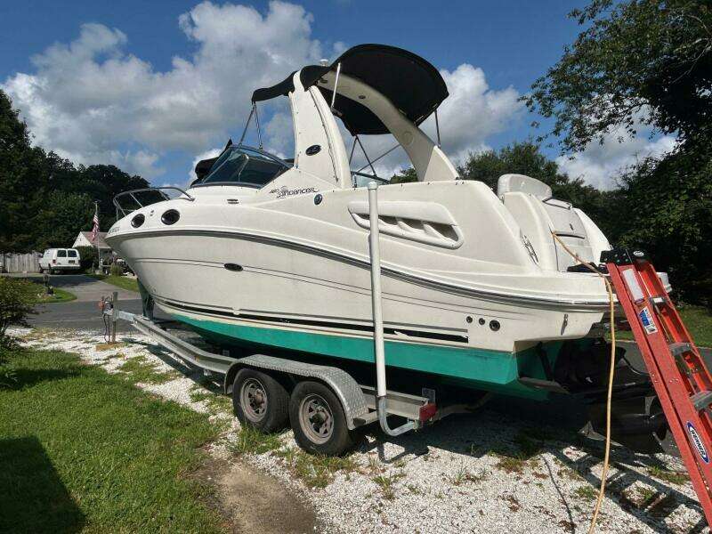 26ft Sea Ray Yacht For Sale