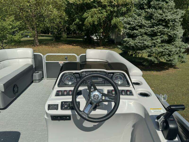 21ft Godfrey Yacht For Sale