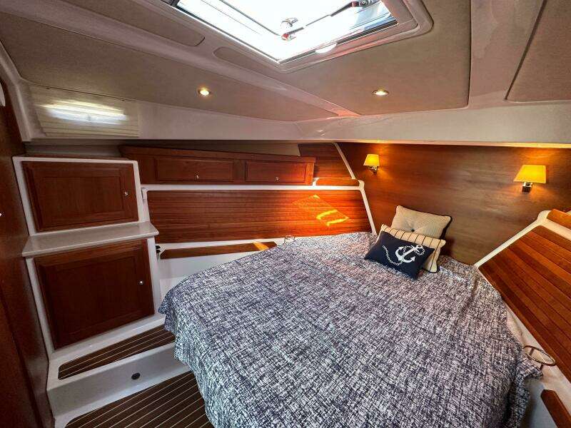 Rolling Stone 41ft Back Cove Yacht For Sale