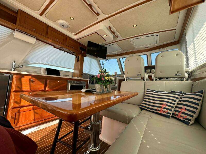 Rolling Stone 41ft Back Cove Yacht For Sale