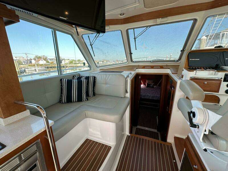 Rolling Stone 41ft Back Cove Yacht For Sale