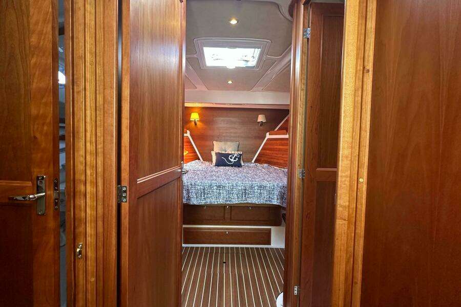 Rolling Stone 41ft Back Cove Yacht For Sale