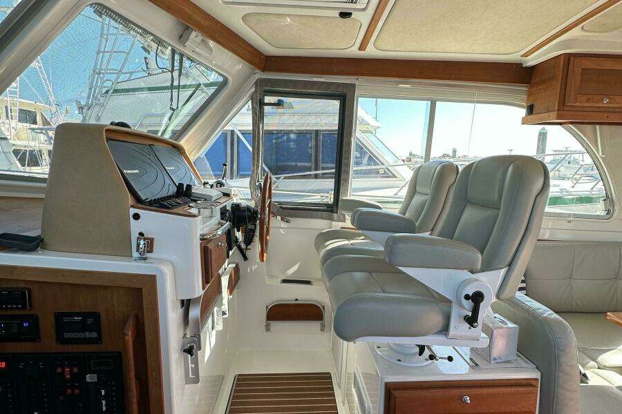 Rolling Stone 41ft Back Cove Yacht For Sale