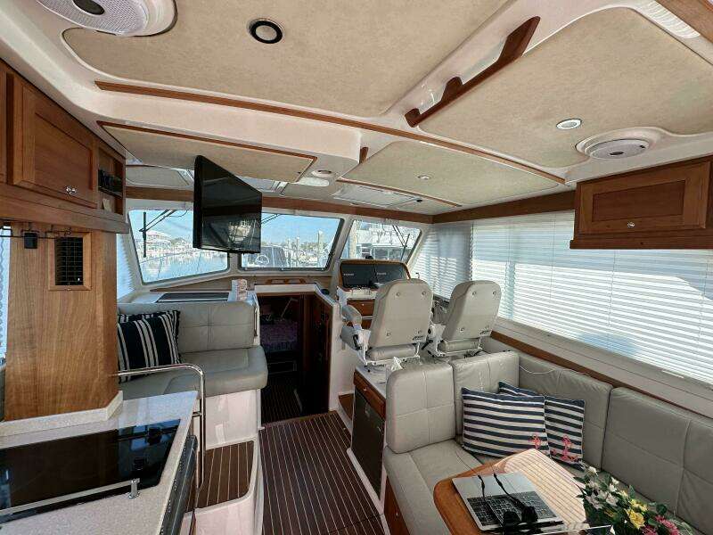 Rolling Stone 41ft Back Cove Yacht For Sale