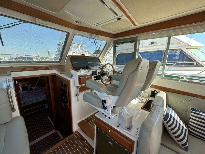 Rolling Stone 41ft Back Cove Yacht For Sale