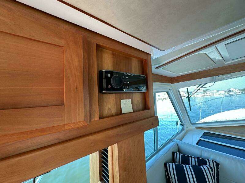 Rolling Stone 41ft Back Cove Yacht For Sale