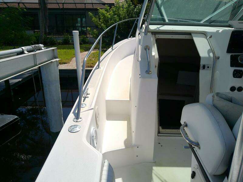 Forever Young 28ft Boston Whaler Yacht For Sale