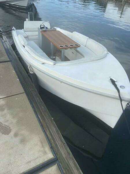 2022 Rand 18' Electric Boat