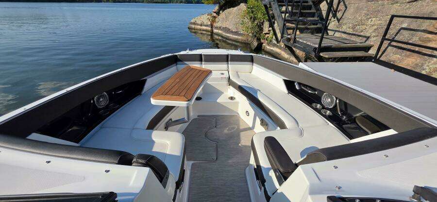 35ft Sea Ray Yacht For Sale