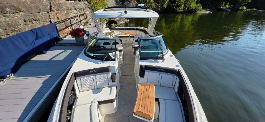 35ft Sea Ray Yacht For Sale