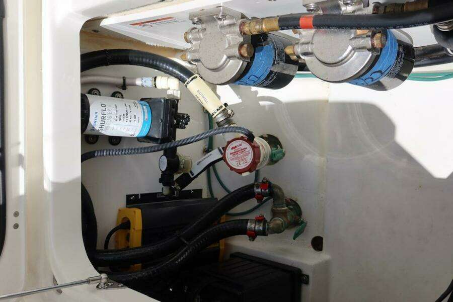 26ft Pursuit Yacht For Sale